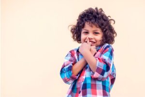Read more about the article Compreender e Gerir Estereotipias na Infância